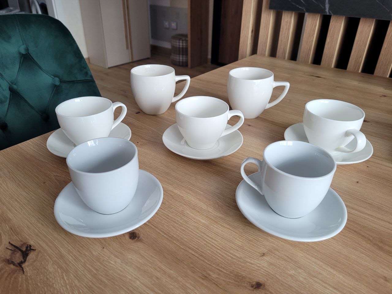 Телевизор FOX LED TV 42 дюйма 5