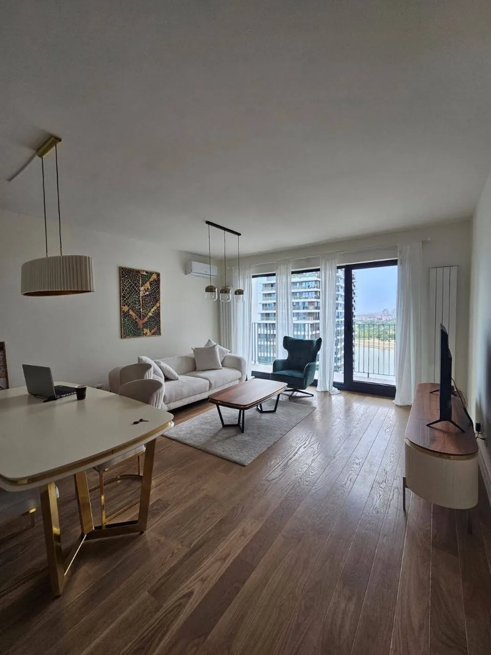 Аренда квартиры 3к Waterfront BW Terra 80м² 1600 EUR 10