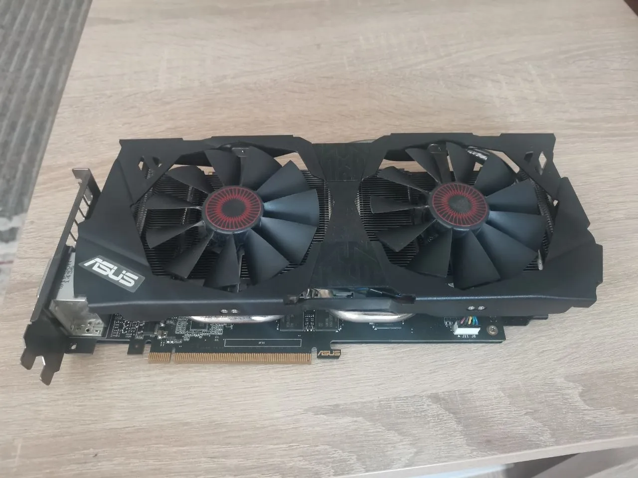Видеокарта ASUS STRIX GTX 970 4GB 2