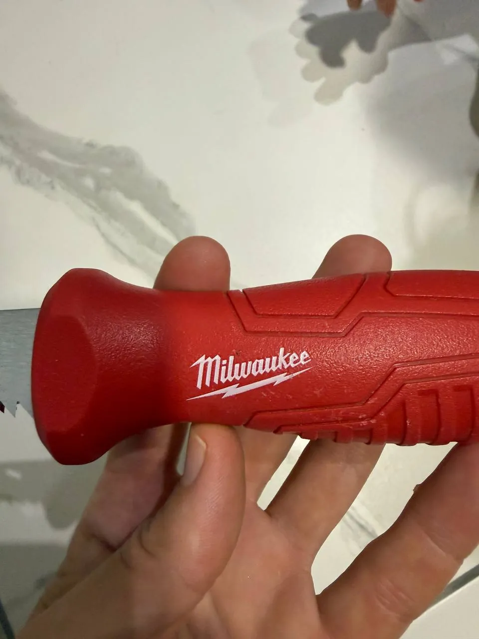 Ножовка Milwaukee по гипсокартону новая 4