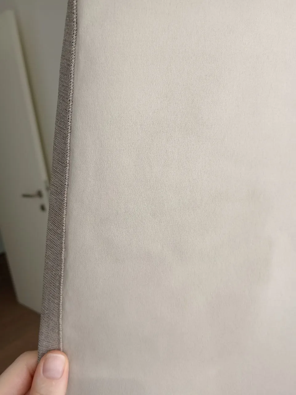 Шторы белые и блэкаут 145×260 Белград 3