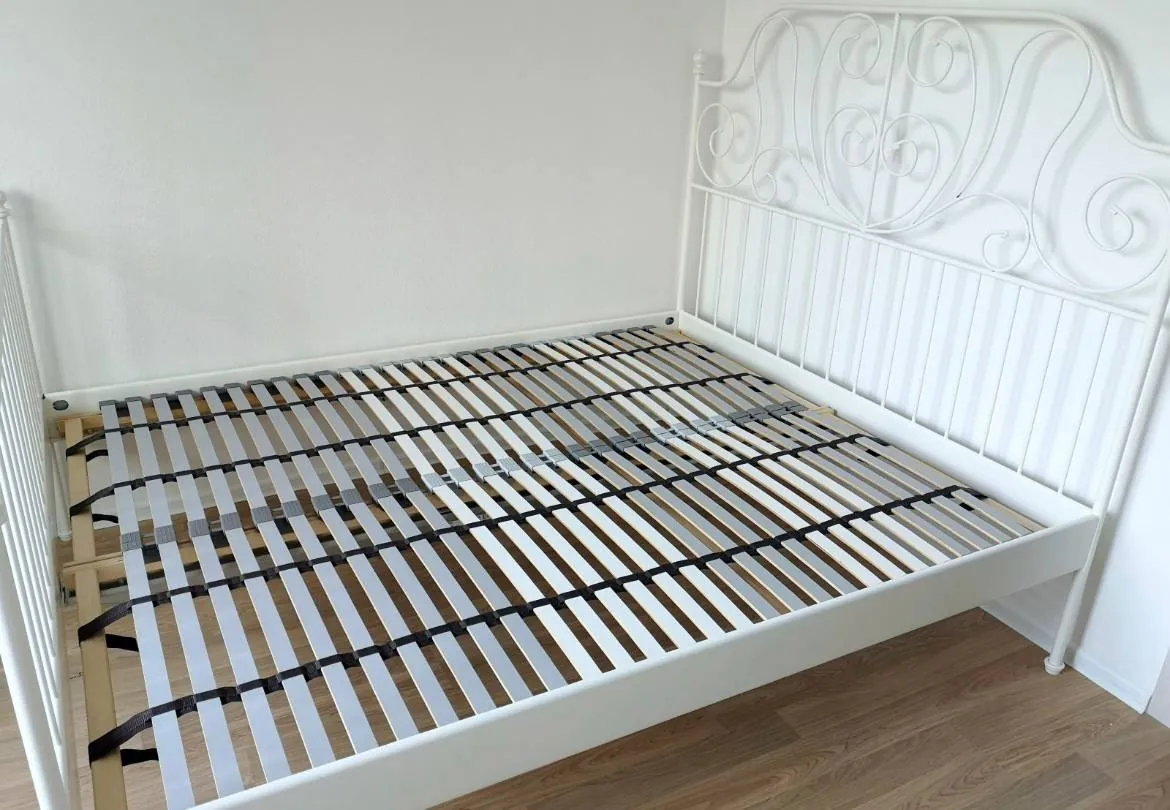 Кровать IKEA LEIRVIK 160×200 металлическая белая 1