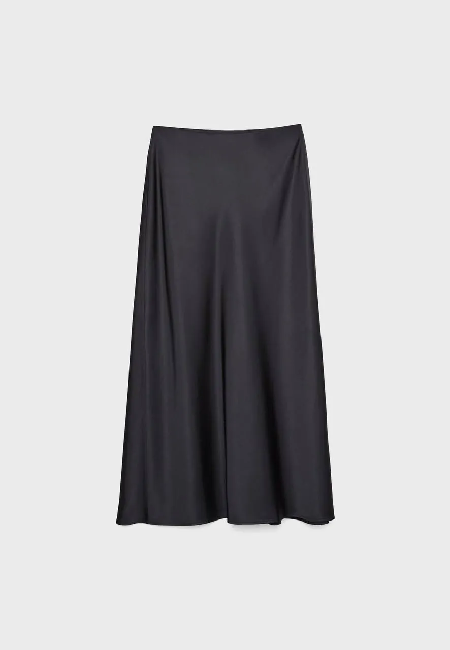 Юбка Stradivarius чёрная сатиновая L 1