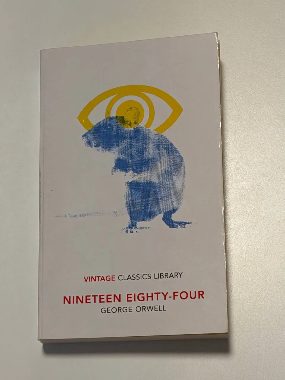 Книга Оруэлл 1984 на английском 1
