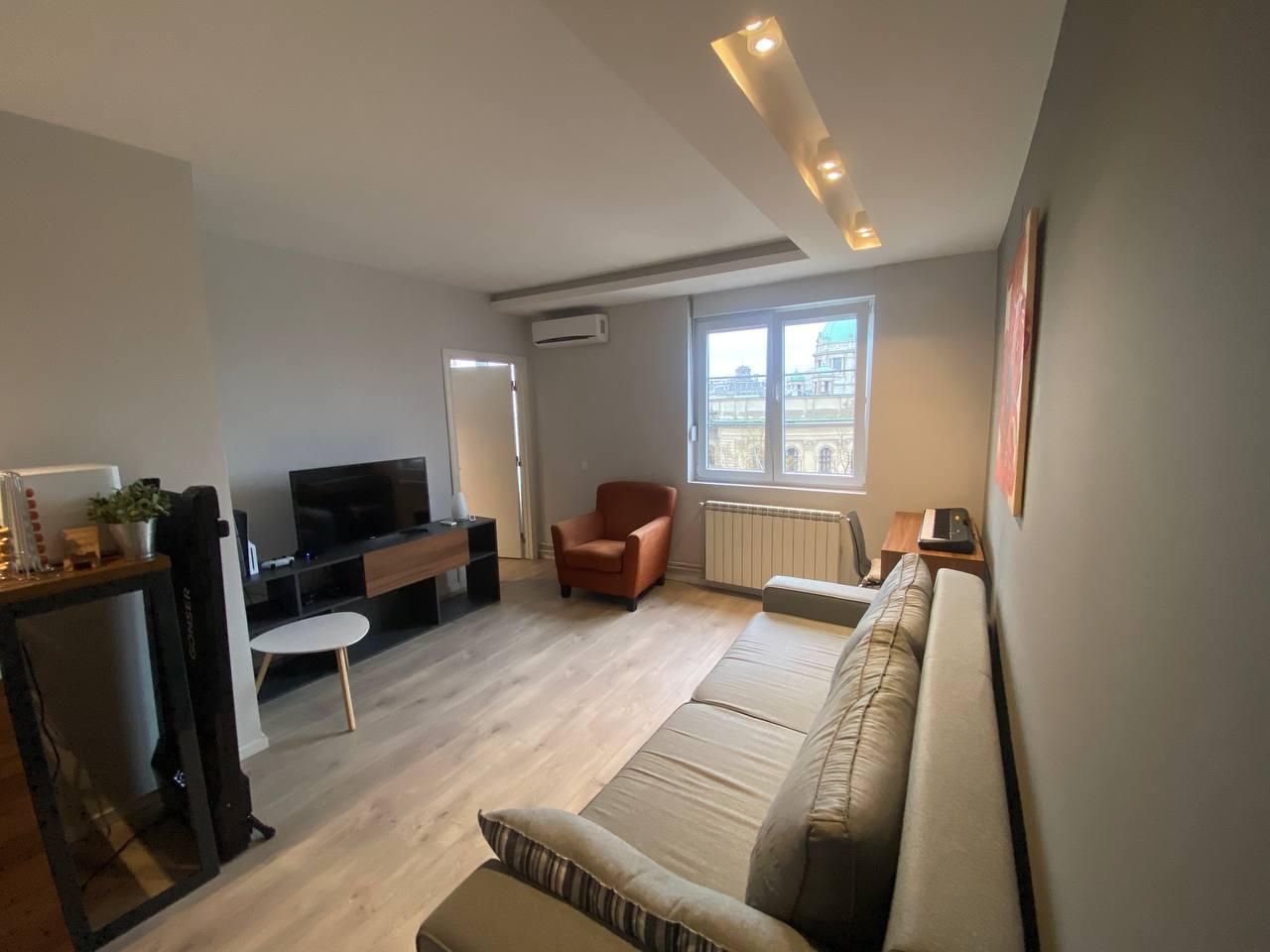 Квартира с 1 спальней 4