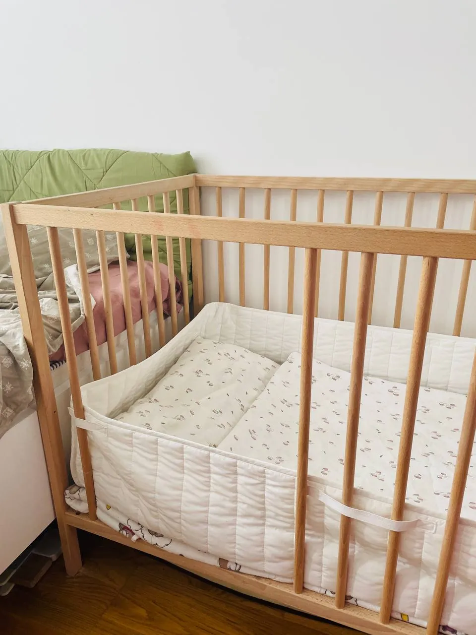 Детская кроватка IKEA 120x60 с матрасом 2
