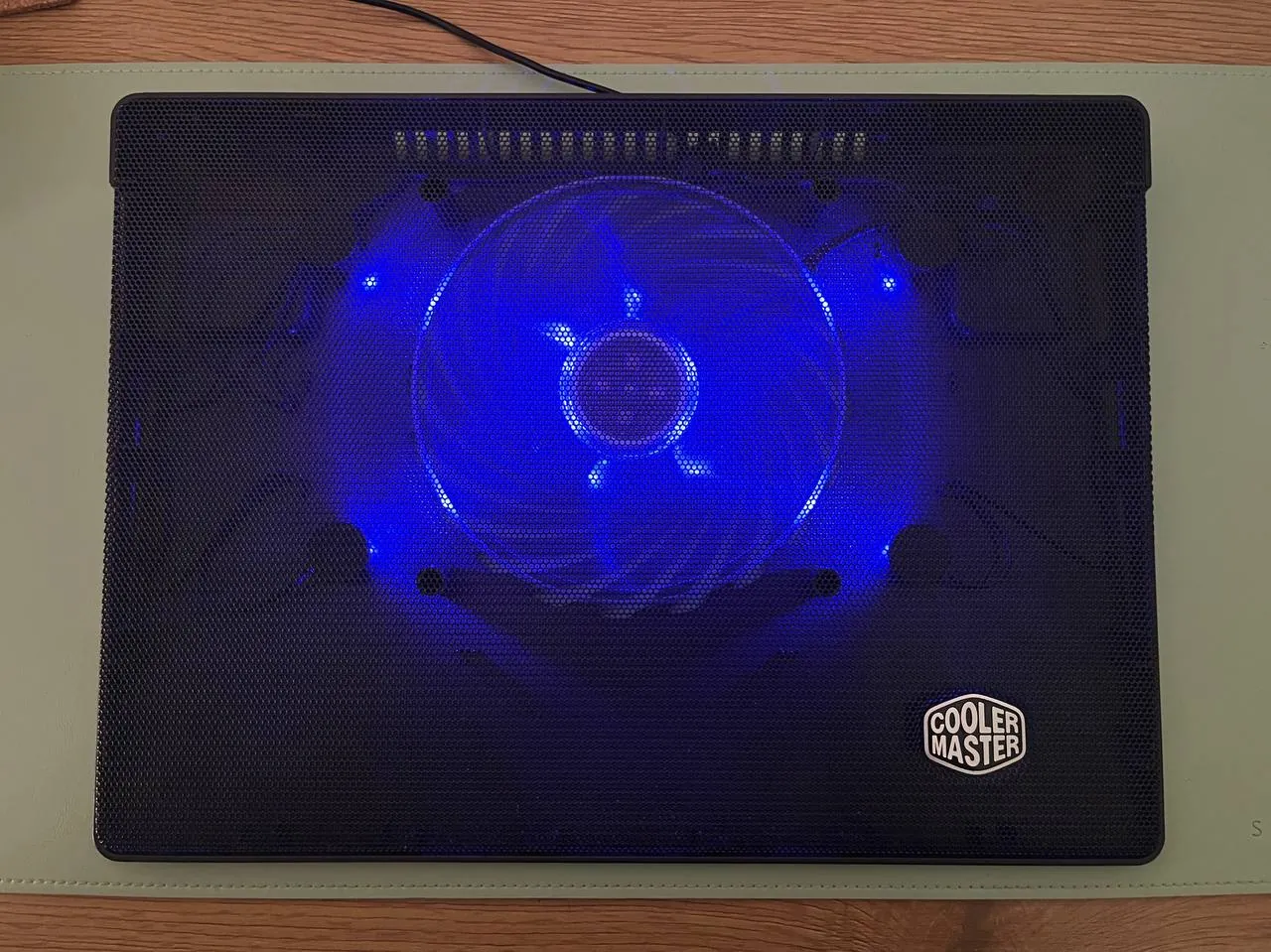 Коврик Gaming Loot 90×40 + подставка Cooler Master NotePal I300 2