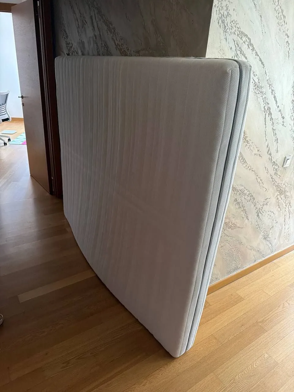 Матрас JYSK PLUS F90 DREAMZONE 160×200 1