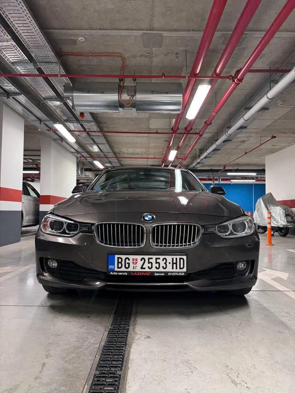 BMW 318 2012 3