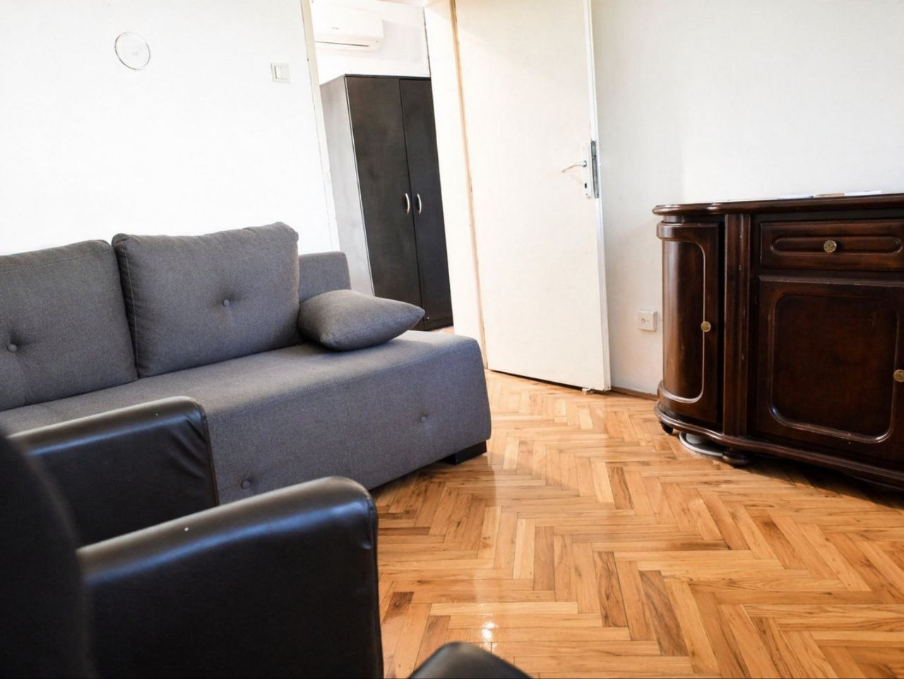 Светлая и просторная квартира 5