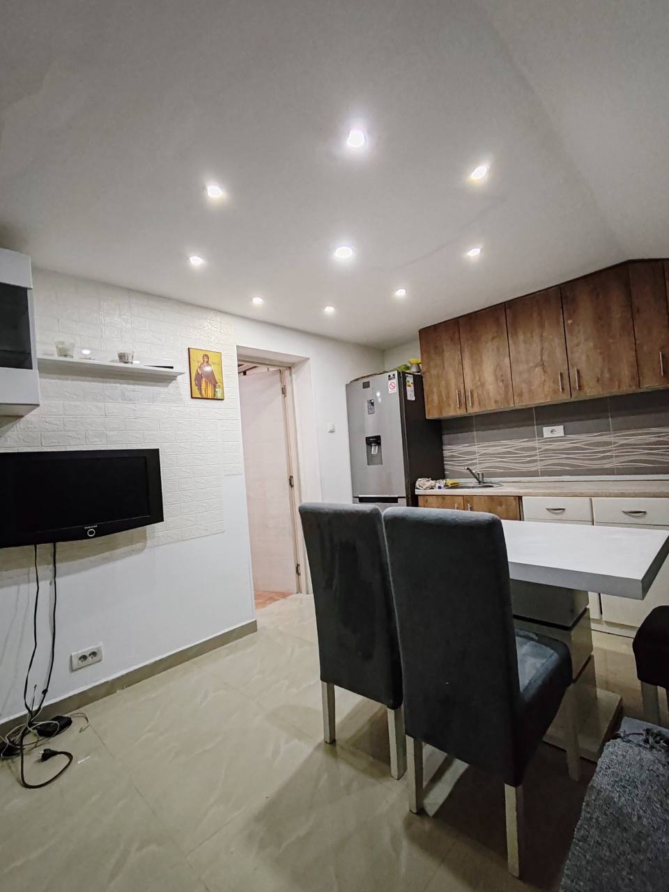 Аренда трехкомнатной квартиры 10