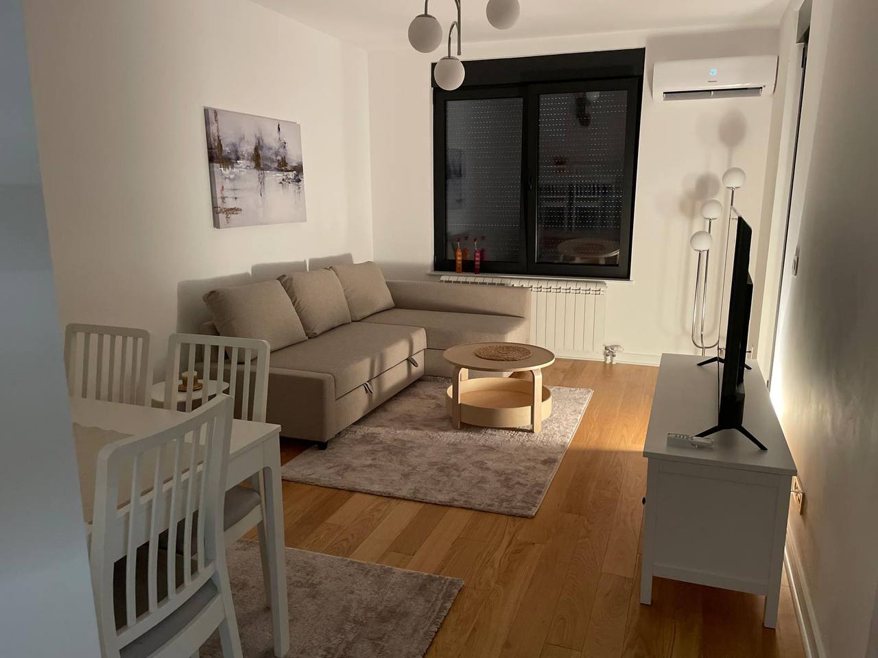 1-комнатная квартира на Кнез-Милетина 1