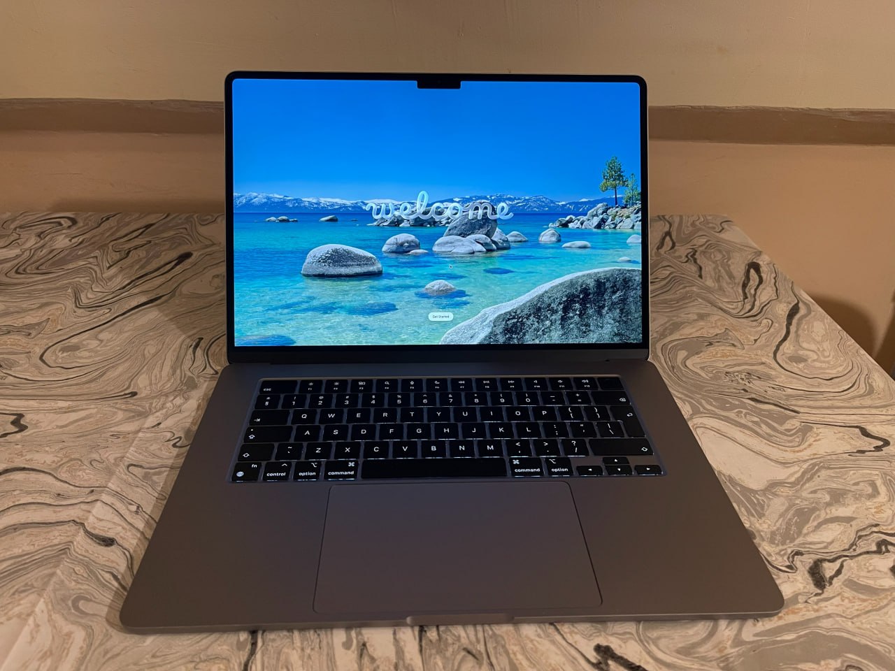 Apple MacBook Air M2 15,3 2023 3