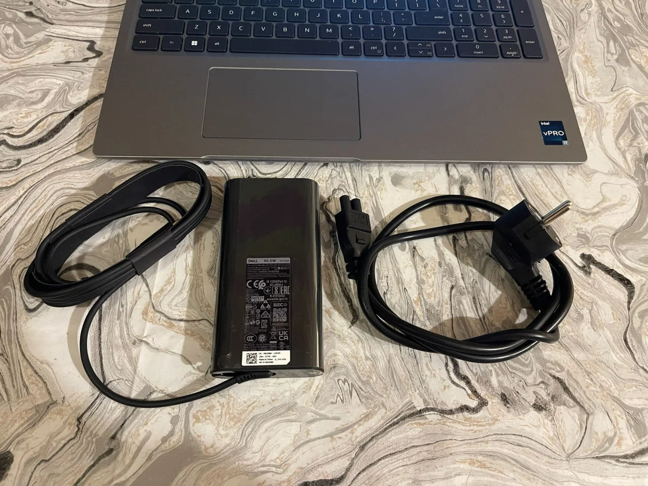 Apple MacBook Air M2 15,3 2023 8