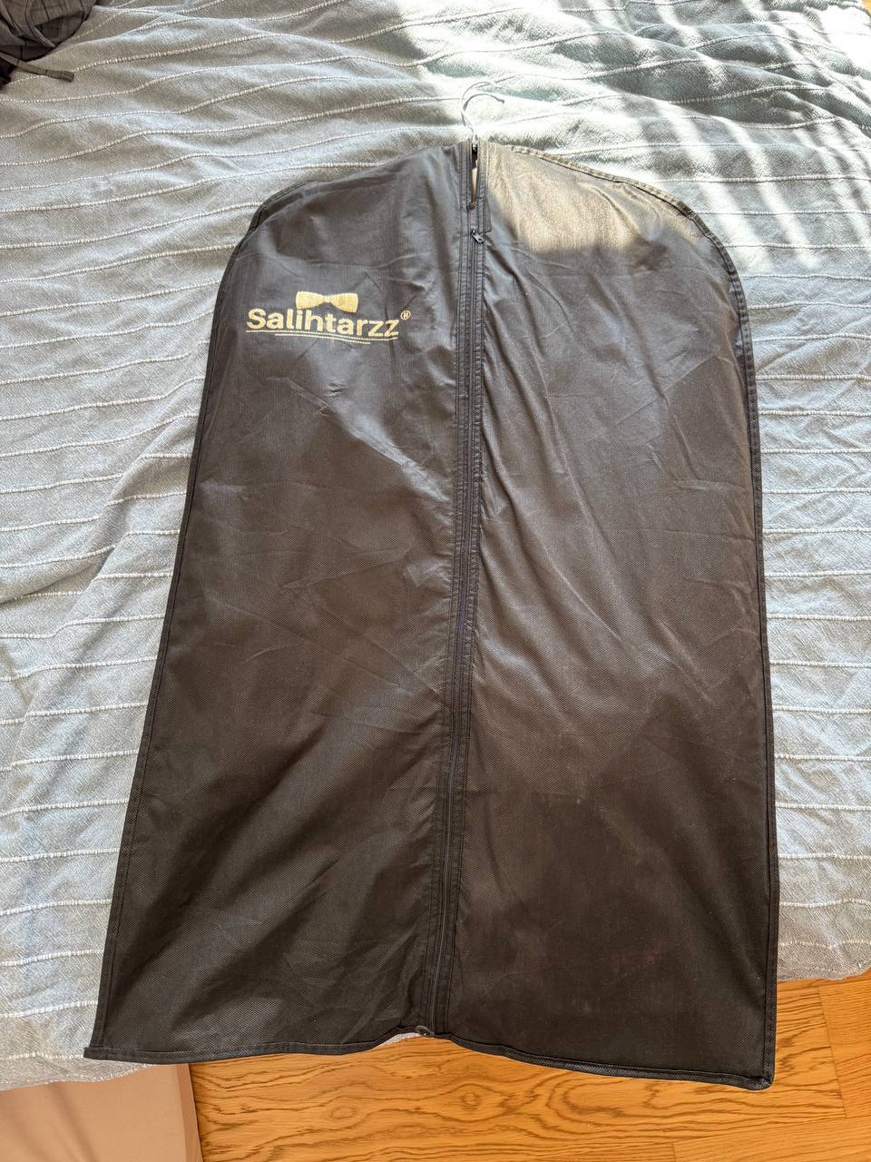 Новый бежевый костюм тройку размер М 1