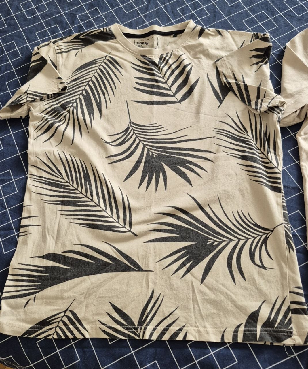 3 мужские футболки 4