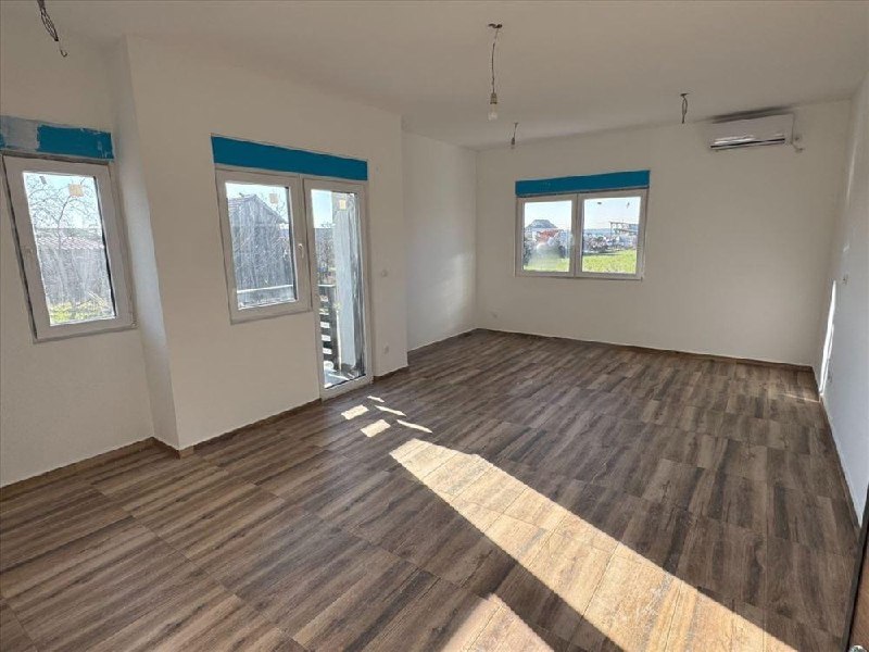 Продается квартира с террасой 7