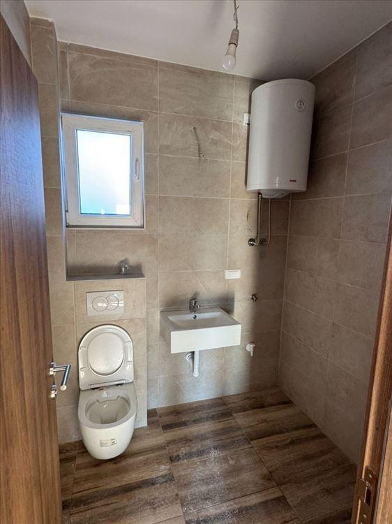 Продается квартира с террасой 2