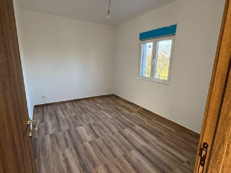 Продается квартира с террасой 4