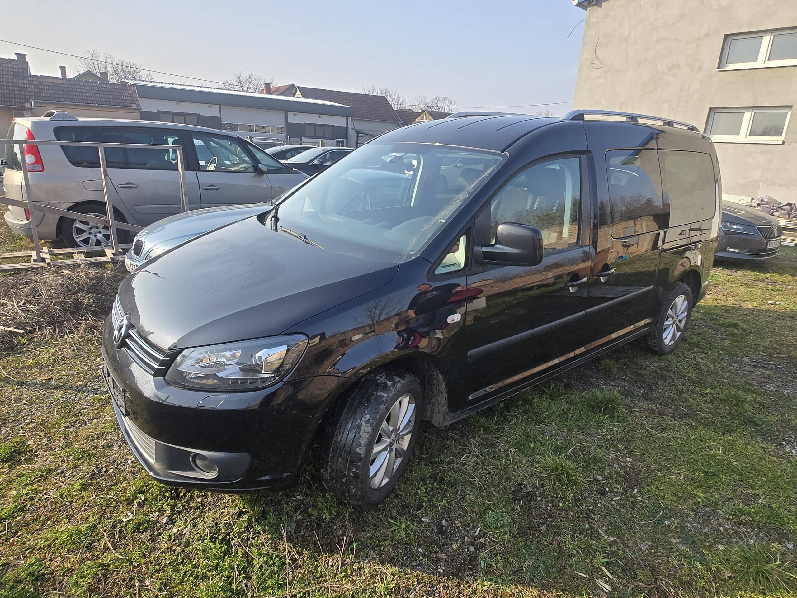 Volkswagen Caddy Maxi 8