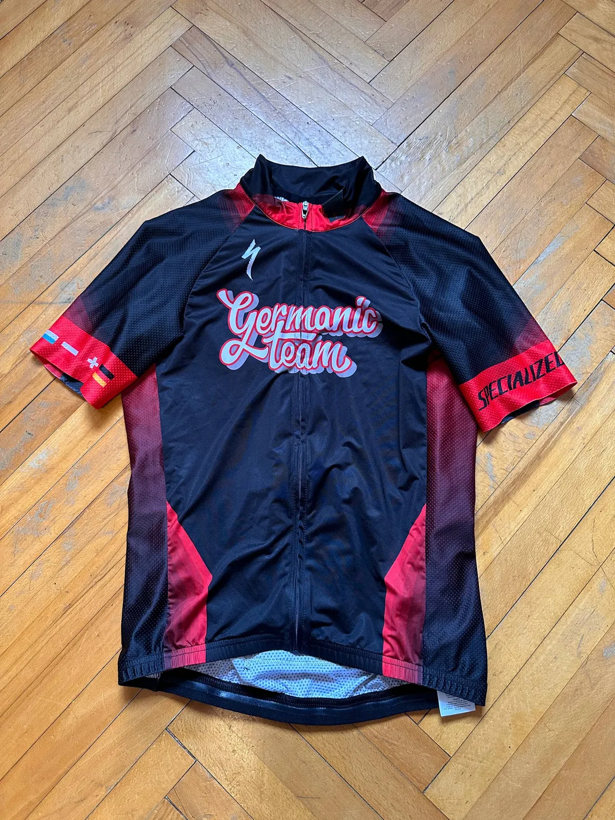 Велоджерси Specialized и La Pierre размеры S и M 4