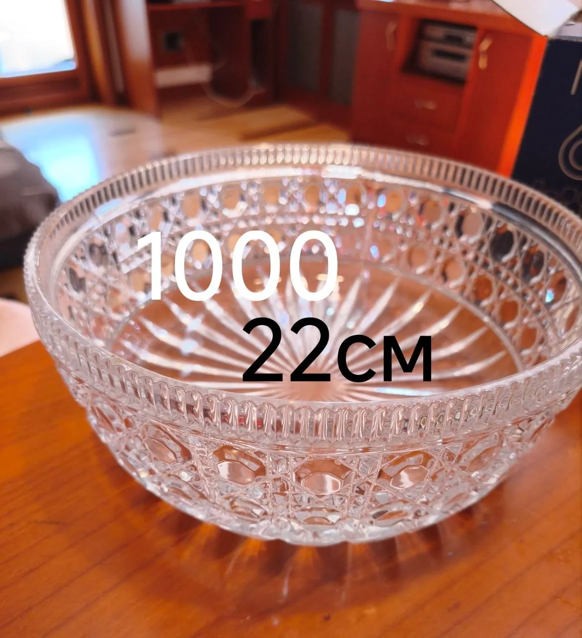 Летняя обувь р40 и тарелки 6