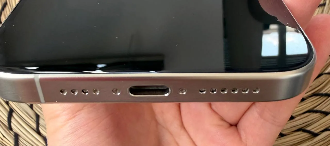 iPhone 15 Pro Max 256 ГБ 5
