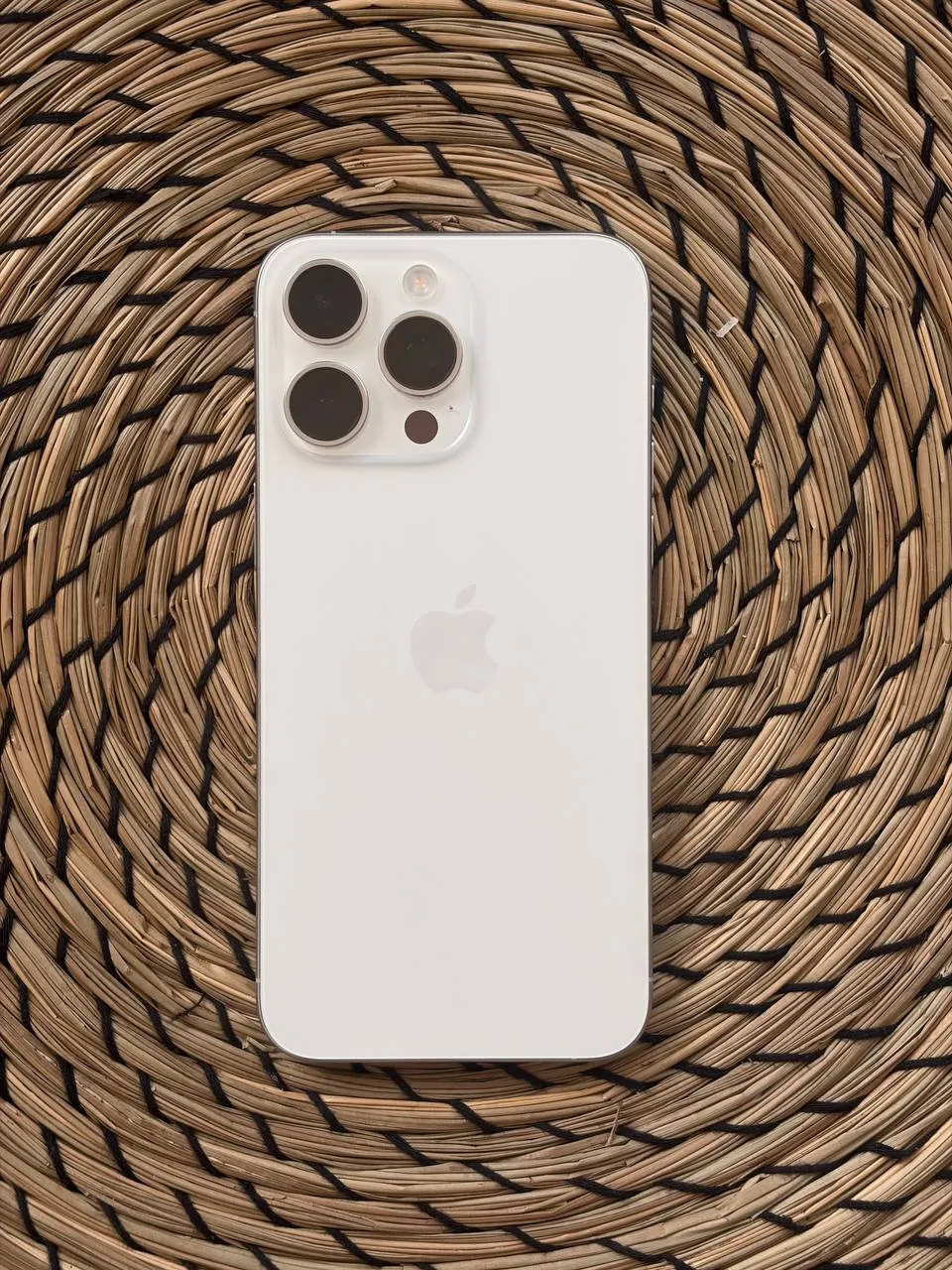 iPhone 15 Pro Max 256 ГБ 2