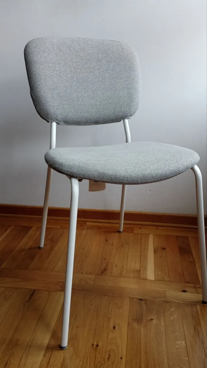 Стул IKEA VIHALS и обогреватель 2