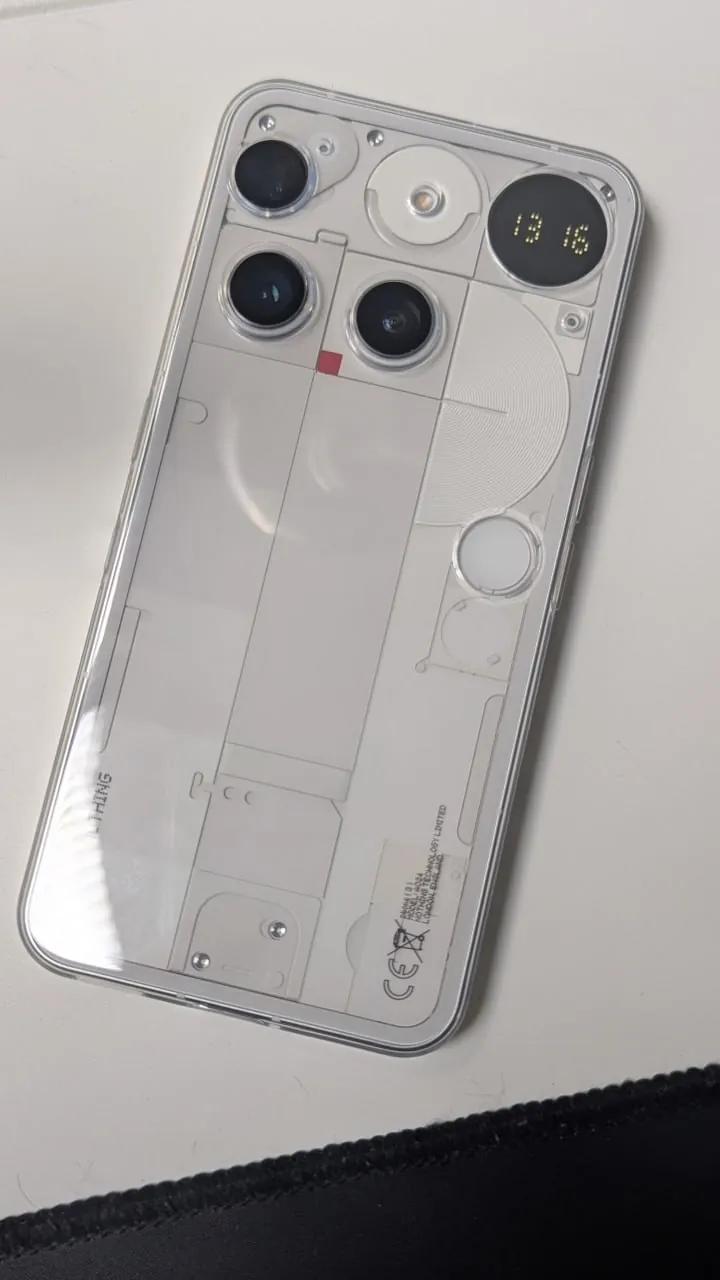 Nothing Phone 3 12/256 ГБ как новый полный комплект 3