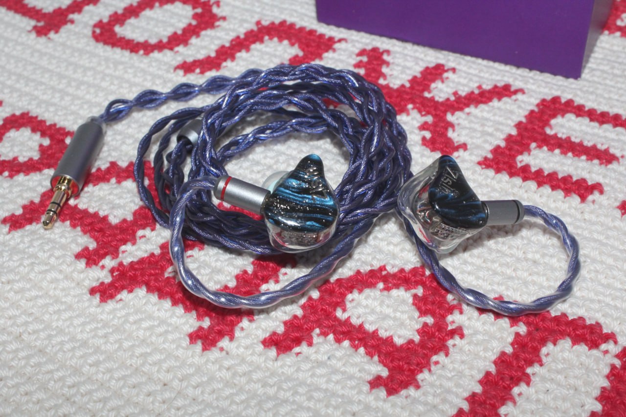 Наушники IEM 3