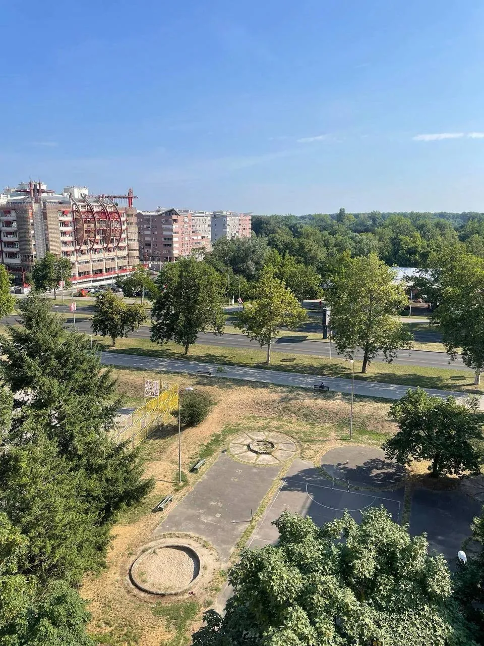 Аренда 3-комнатной квартиры Новый Белград Блок 30 90м² 6