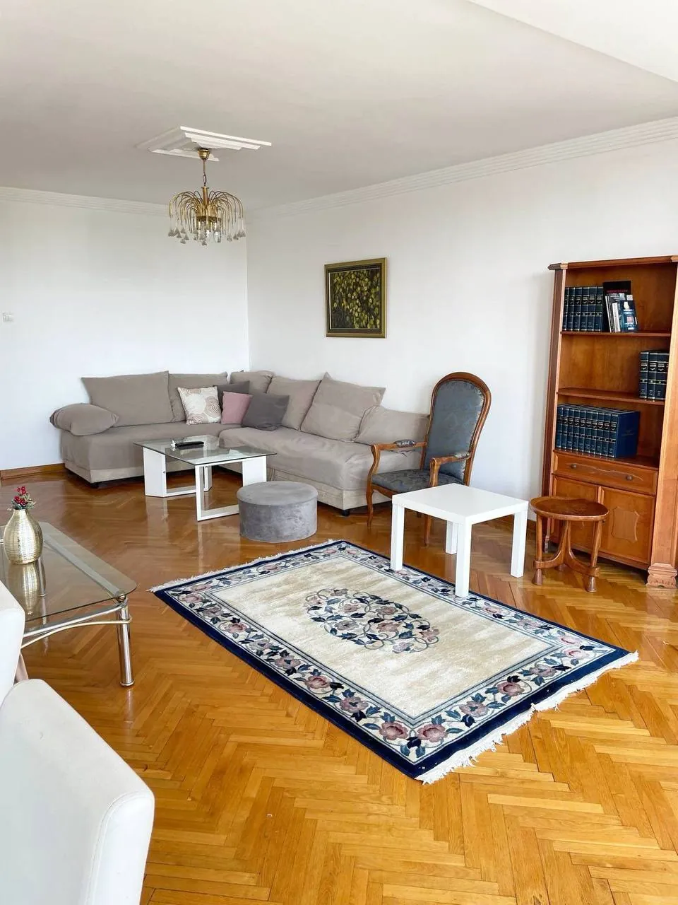 Аренда 3-комнатной квартиры Новый Белград Блок 30 90м² 3