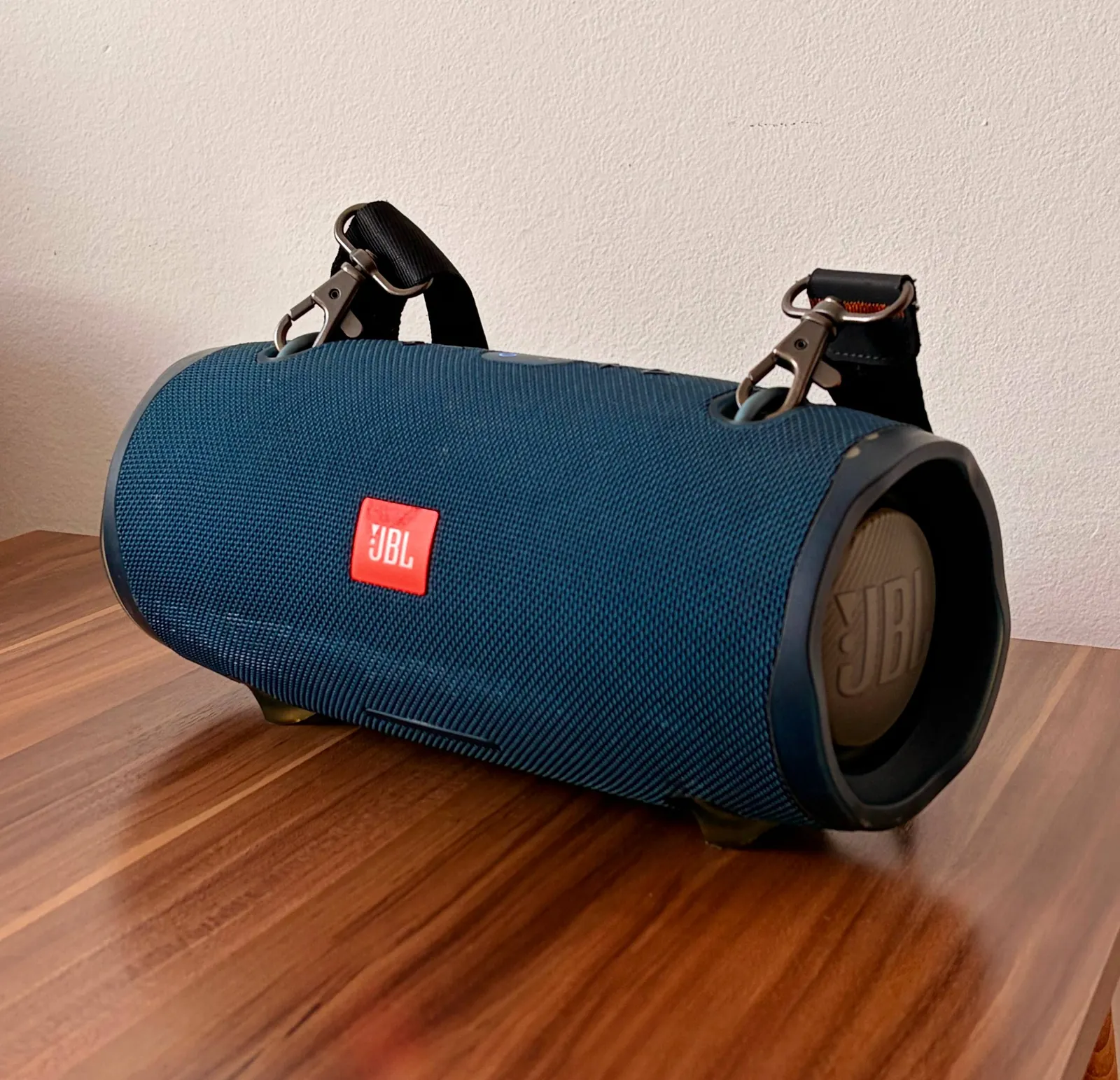 Колонка JBL Xtreme 2 1