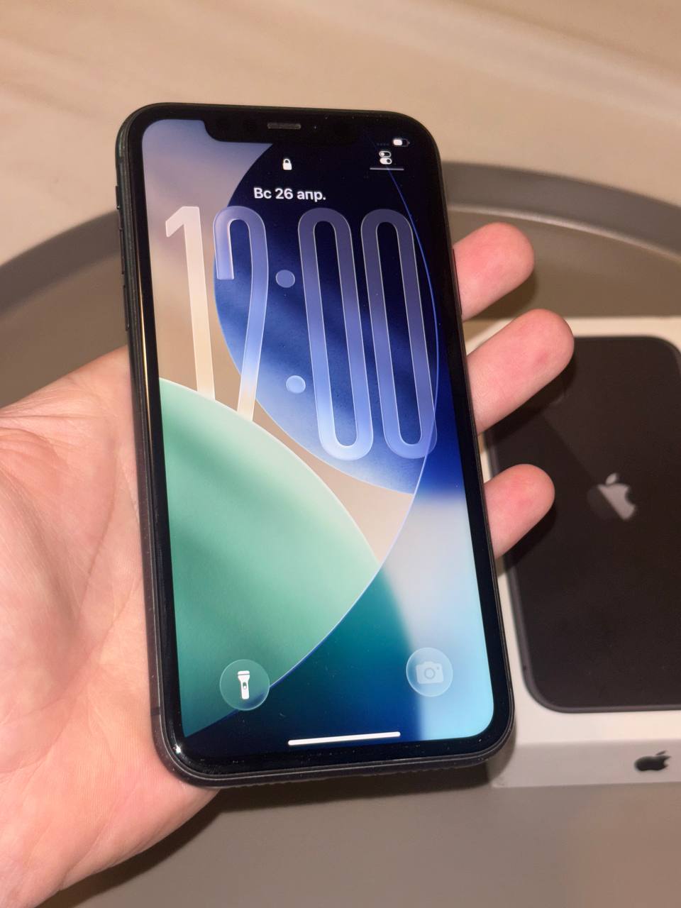 iPhone 11 Black 64gb 1