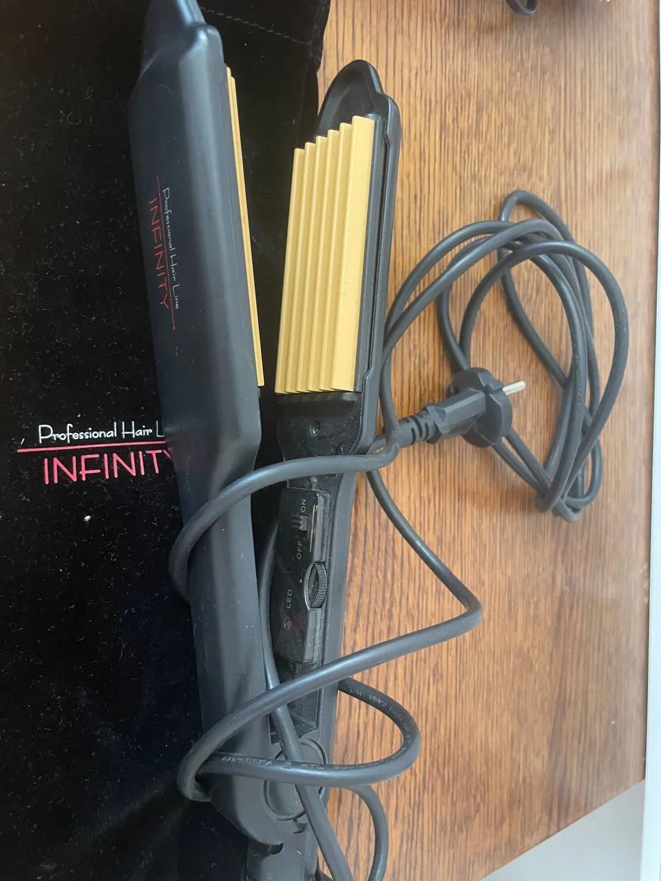 Приборы для укладки волос Philips Moser Infinity Нови-Сад 1
