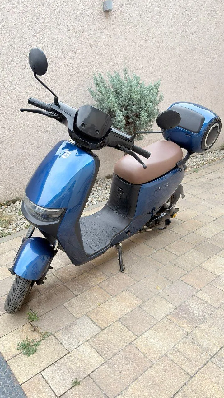 Электроскутер Galaxy Felix 250W 450 EUR Суботица 4