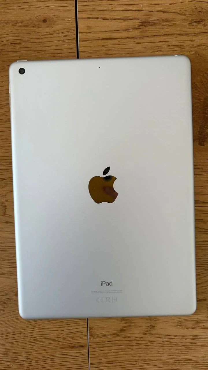 iPad 8 10.2" 32GB Wi-Fi Белград 3