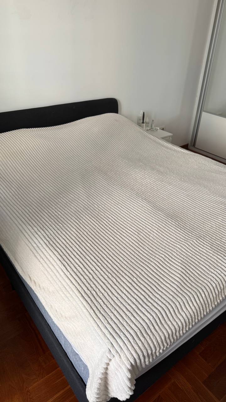 Постельное белье, покрывало 1