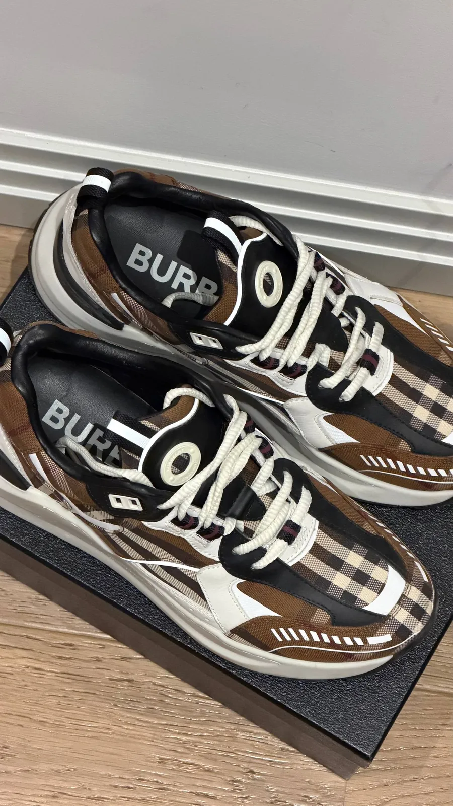 Кроссовки Valentino Burberry мужские 40 4