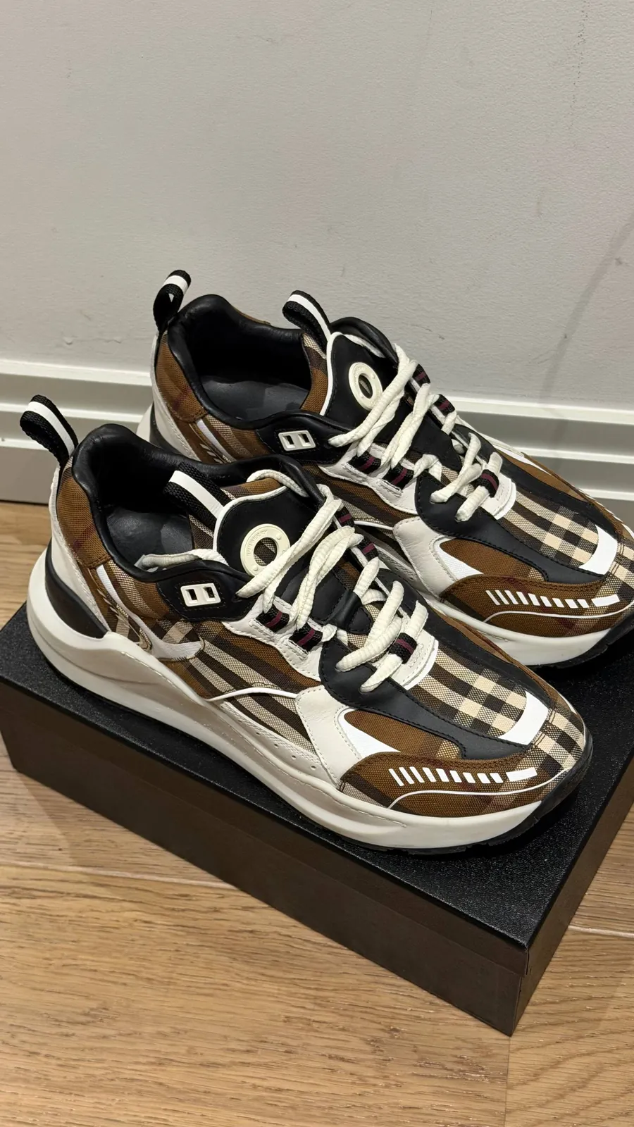 Кроссовки Valentino Burberry мужские 40 5