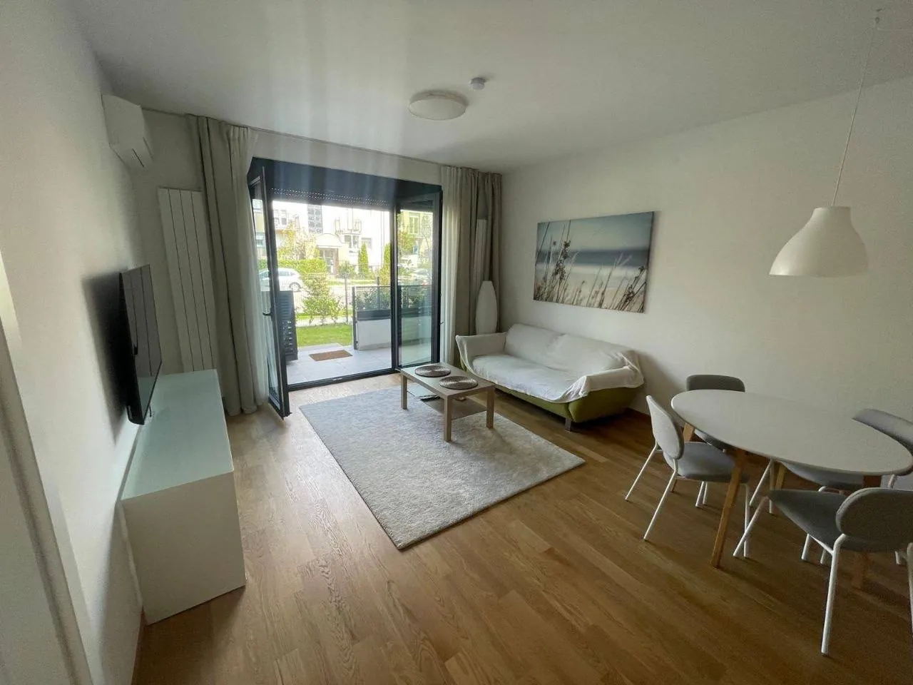 Аренда квартиры KosaKvart Нови Белград 2к 65м² терраса 850 EUR 4