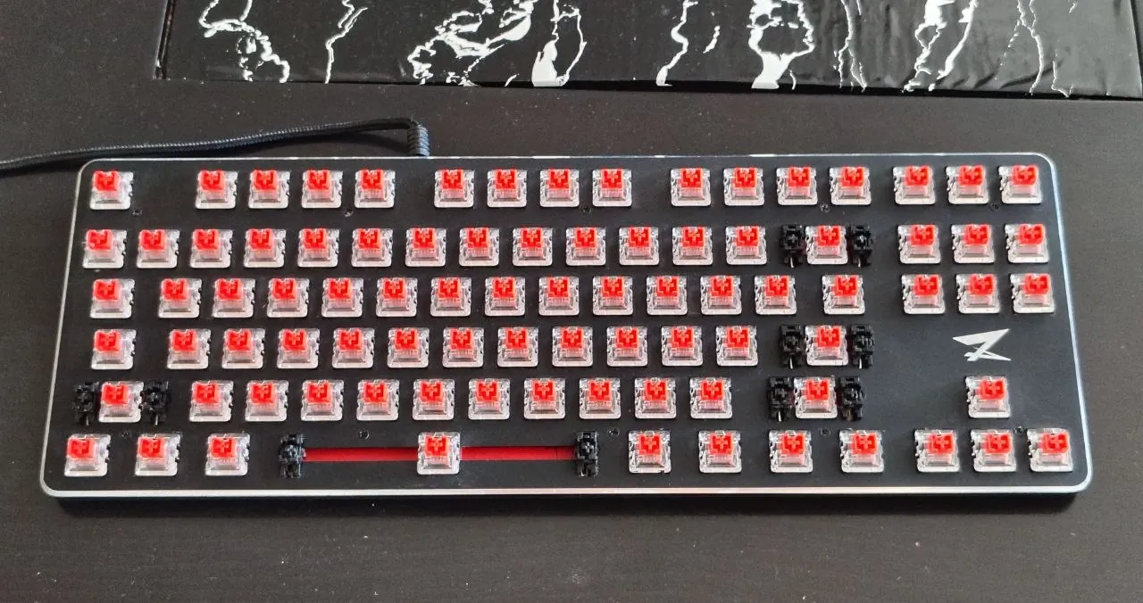 Клавиатура ZET GAMING Blade PRO TKL RGB 2