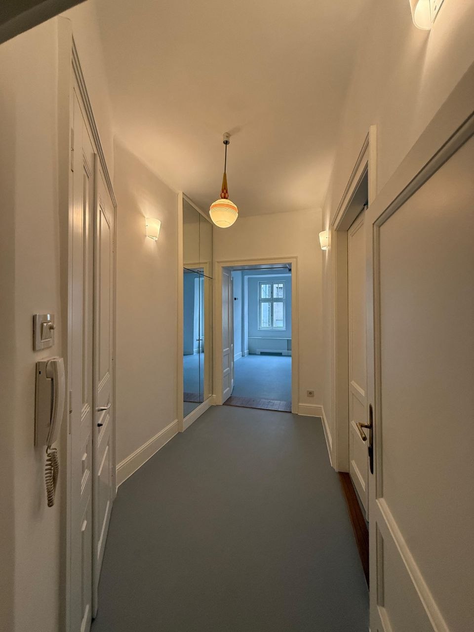 Отремонтированная квартира 95кв 4