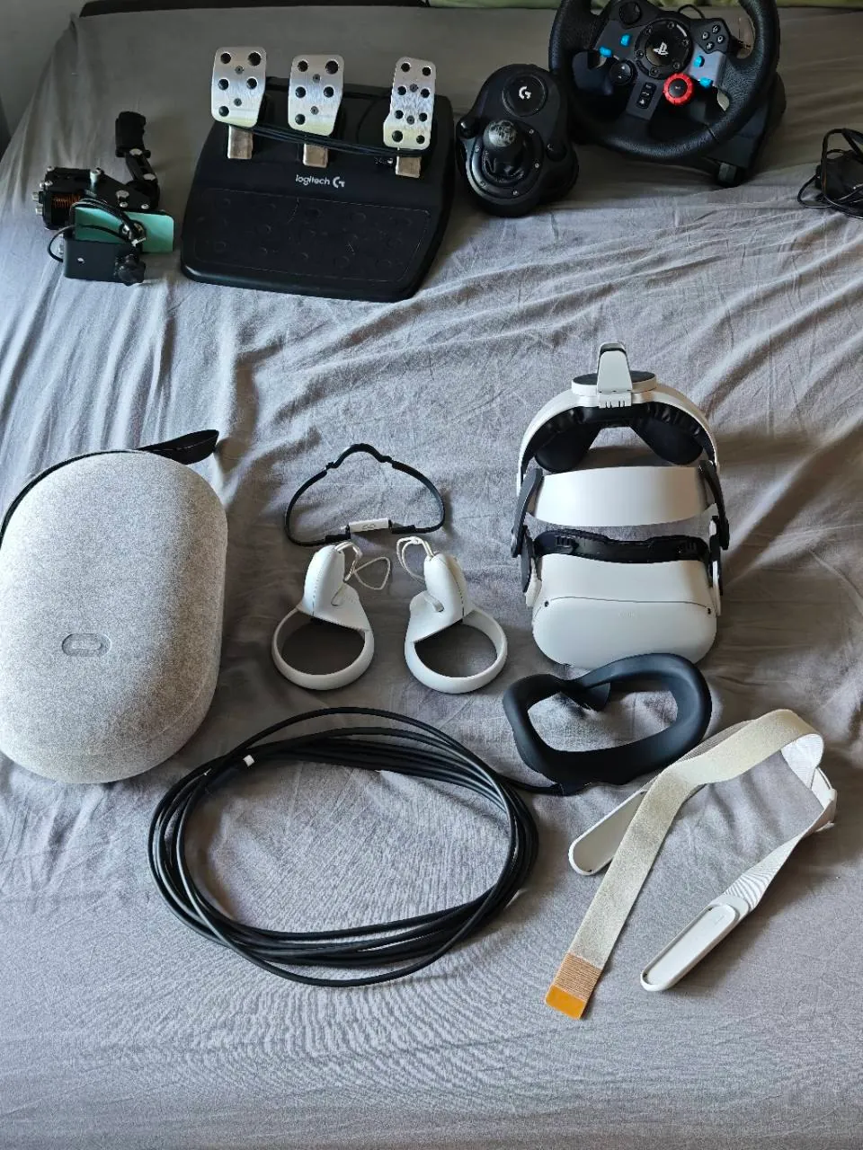 Meta Oculus Quest 2 256 ГБ, большой комплект + VR-кабель 6 м 1