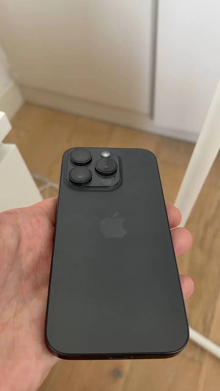 iPhone 15 Pro 1 TB Белград 670 EUR 3