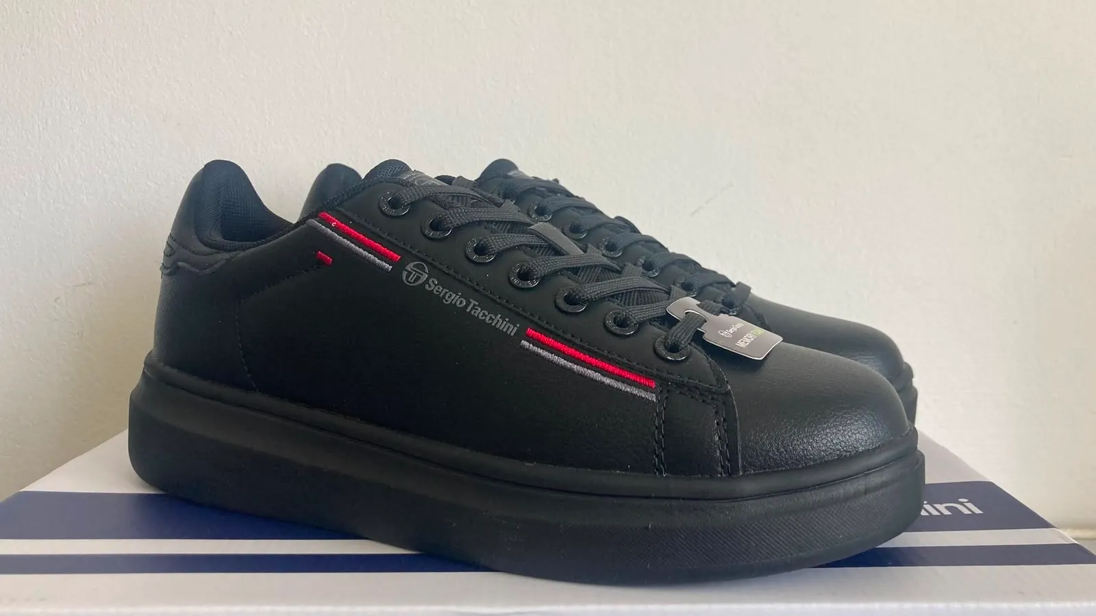 Кроссовки Sergio Tacchini / Timberland / Adidas (3 пары) 2