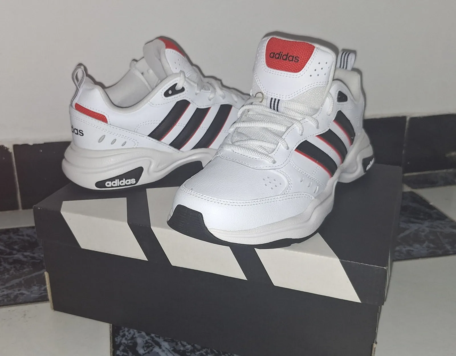 Кроссовки Sergio Tacchini / Timberland / Adidas (3 пары) 7