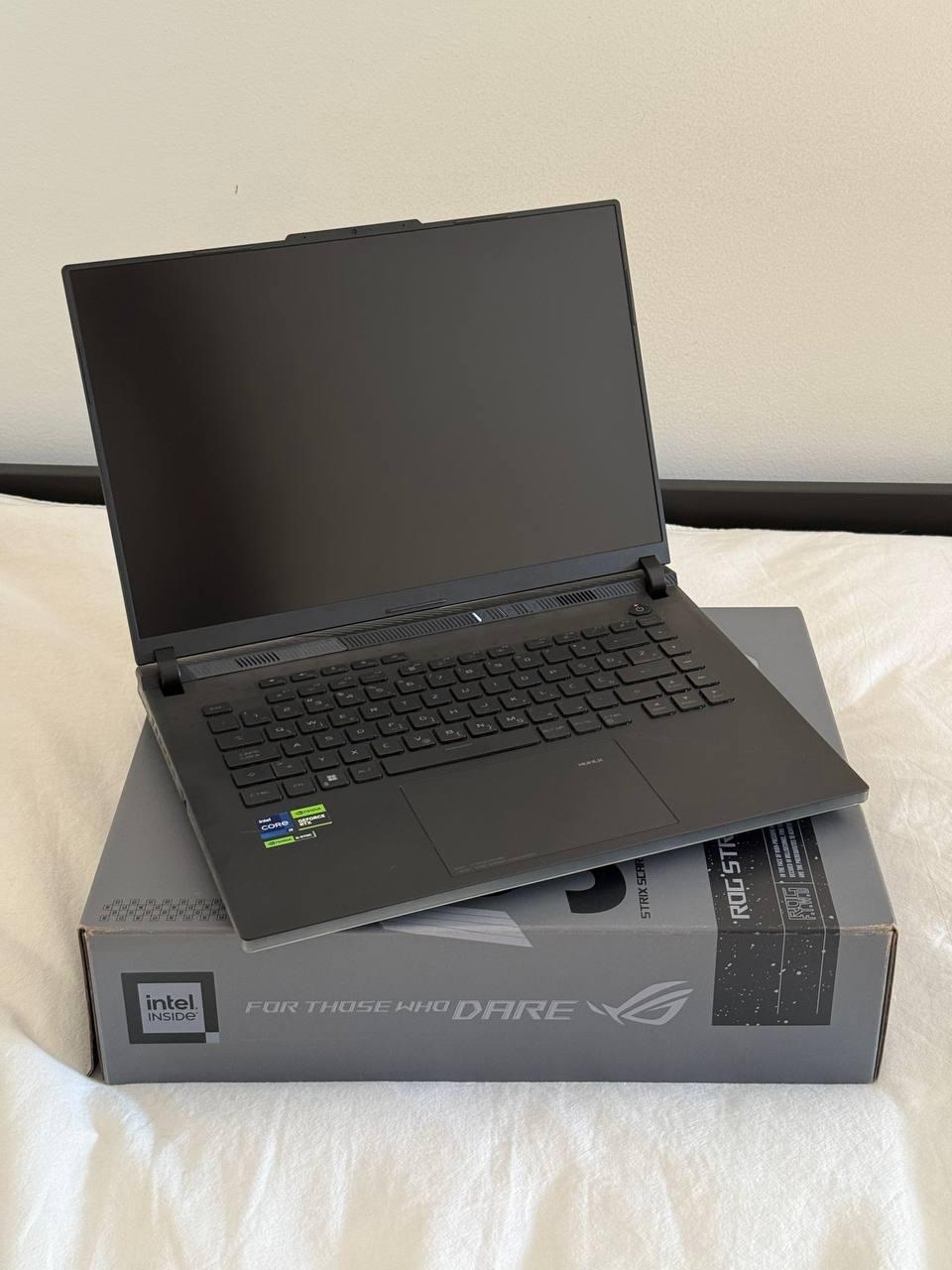 ASUS ROG Strix SCAR 16 1