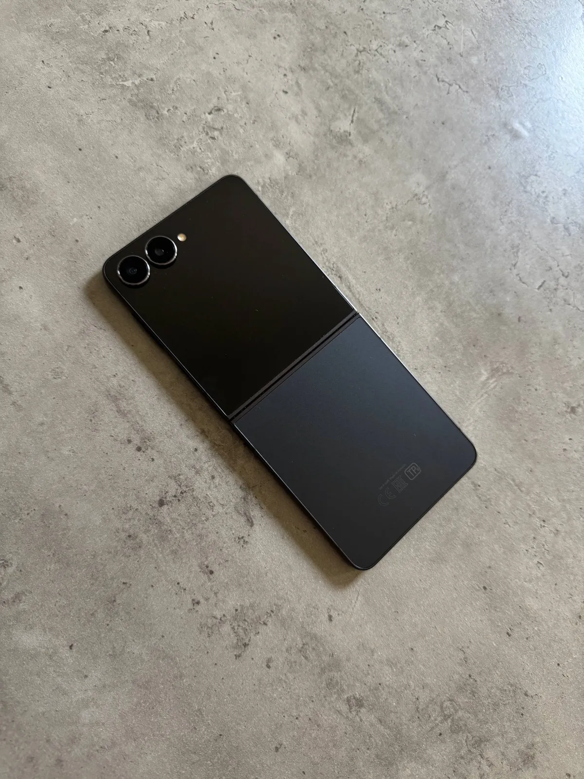 Samsung Galaxy Z Flip7 512GB 7